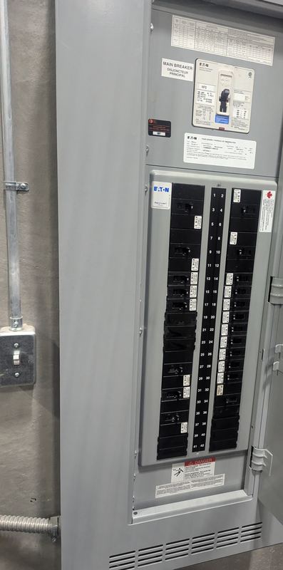 Commercial panelboard with a main breaker and labelled branch circuits